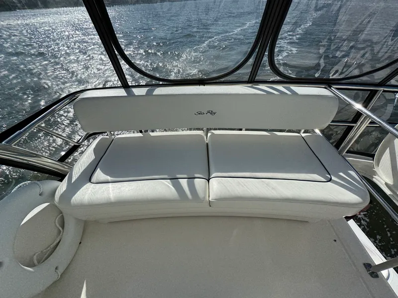 Slide: The Image of Sea ray 500 Sedan Bridge 2005 - 68