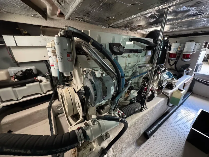 Slide: The Image of Sea ray 500 Sedan Bridge 2005 - 85