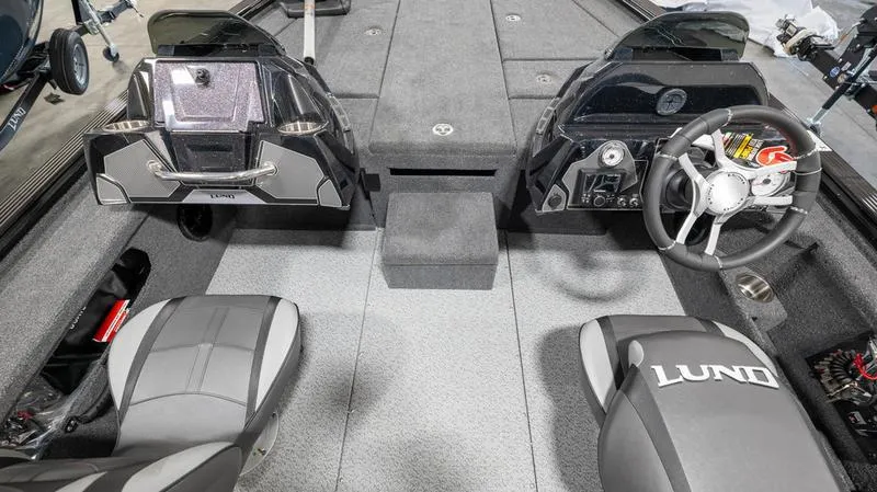 Slide: The Image of Lund 2075 Pro-V Bass XS 2024 - 8