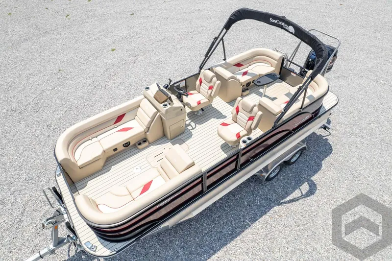 Slide: The Image of SunCatcher Select 322RC 2023 - 58