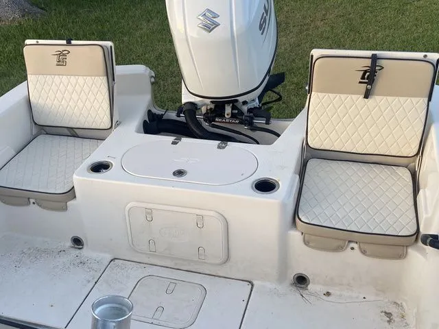 Slide: The Image of Carolina 25 LS 2021 - 13