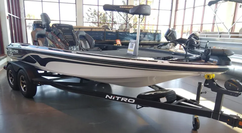 Slide: The Image of NITRO Z18 - 6