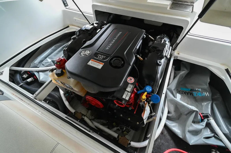 Slide: The Image of 2020 Cobalt CS23 boat engine compartment with Volvo Penta engine. - 46