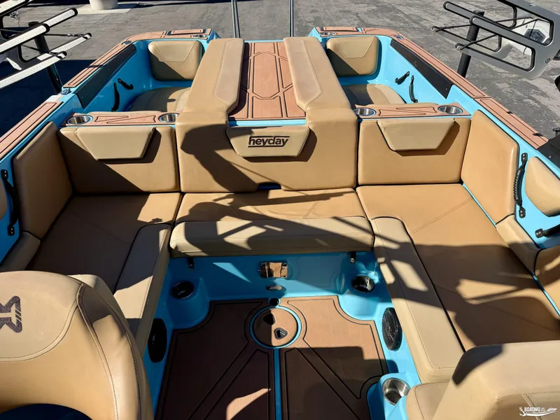 Slide: The Image of Heyday Wake Boats WT Surf 2023 - 11