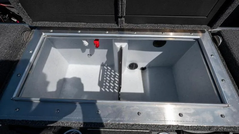 Slide: The Image of Livewell compartment of 2024 Lund 1875 Pro-V Bass XS boat. - 29