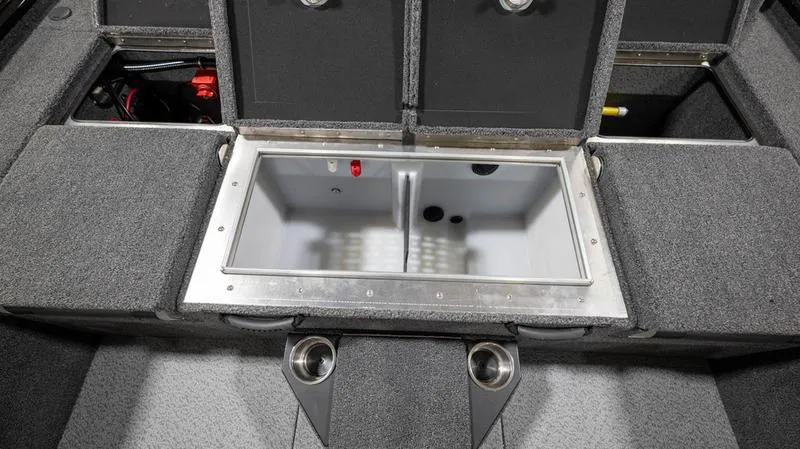 Slide: The Image of 2024 Lund 1875 Pro-V Bass XS livewell and storage compartments. - 15