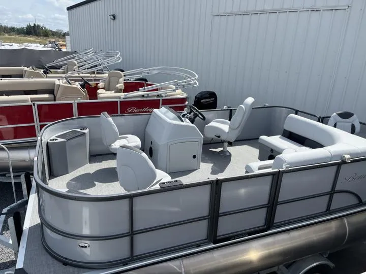 Slide: The Image of 2024 Bentley Pontoons LE 180 3 PT pontoon boat with spacious seating. - 2