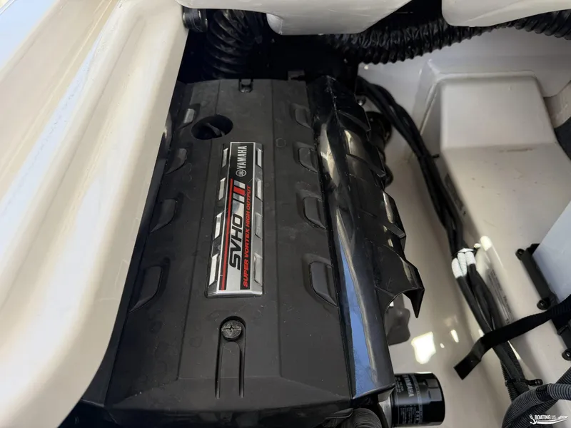Slide: The Image of Yamaha 275SD 2020 - 18