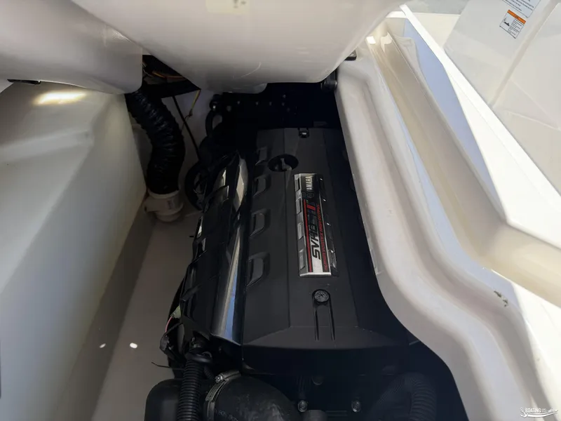 Slide: The Image of Yamaha 275SD 2020 - 19
