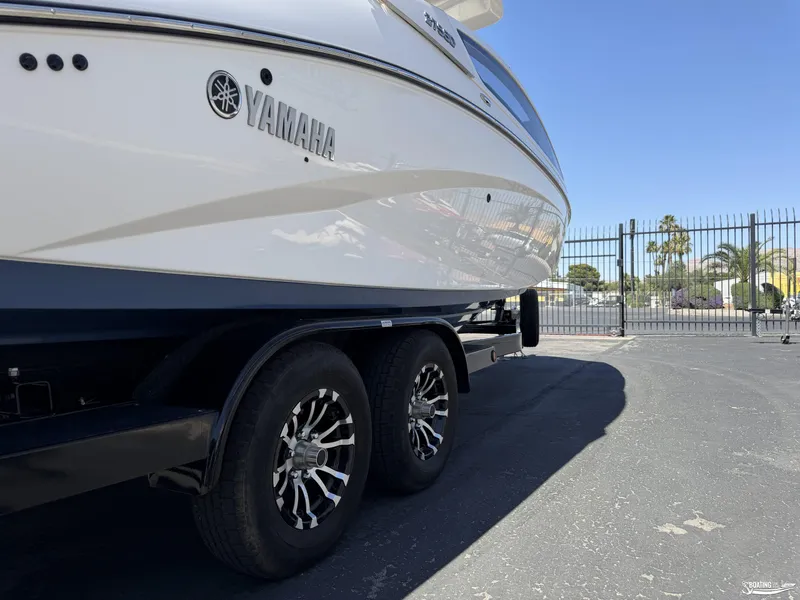 Slide: The Image of Yamaha 275SD 2020 - 16