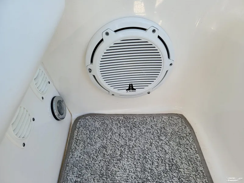 Slide: The Image of Sea Ray 340 Sundancer 2007 - 29
