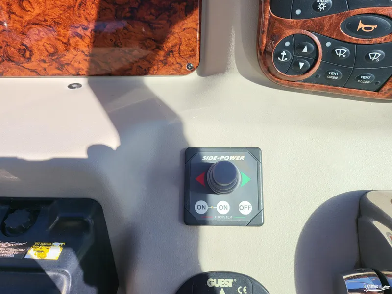 Slide: The Image of Sea Ray 340 Sundancer 2007 - 17