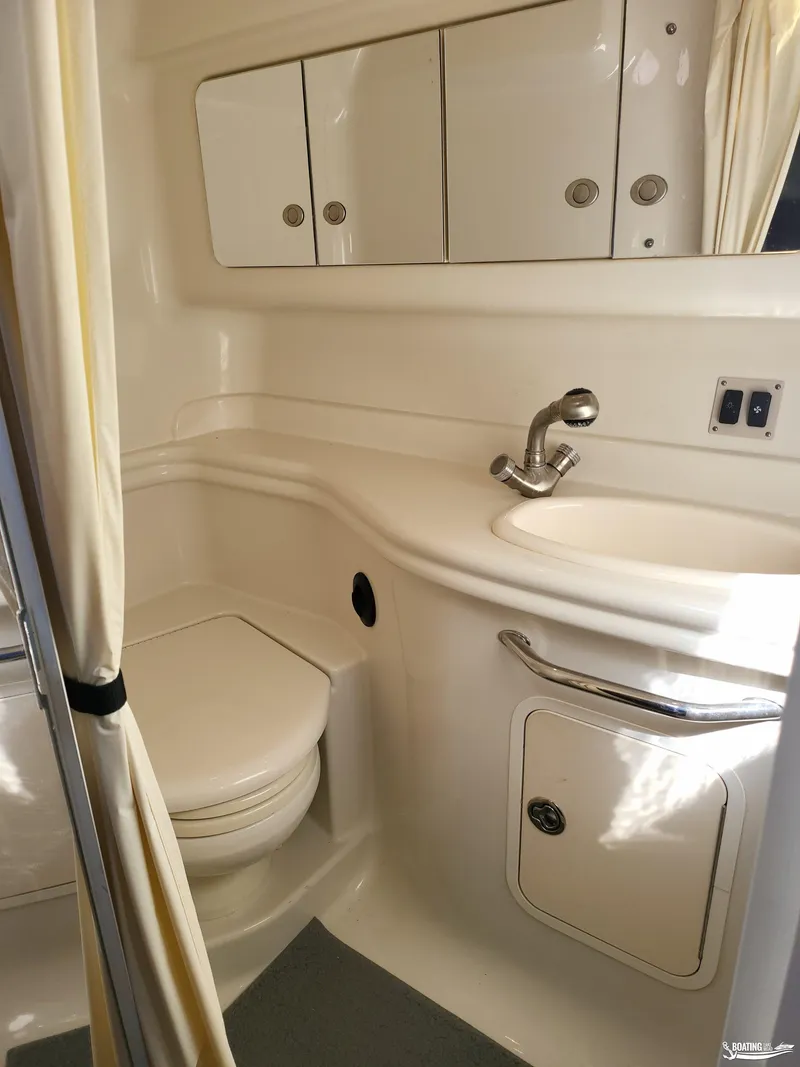Slide: The Image of Sea Ray 340 Sundancer 2007 - 26