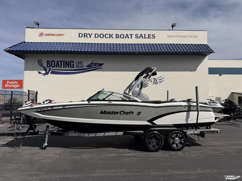 The Image of MasterCraft X46 2015 - 0