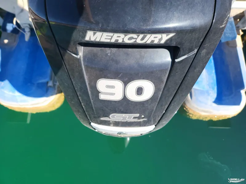 Slide: The Image of Tracker Party Barge 20 DLX 2021 - 17