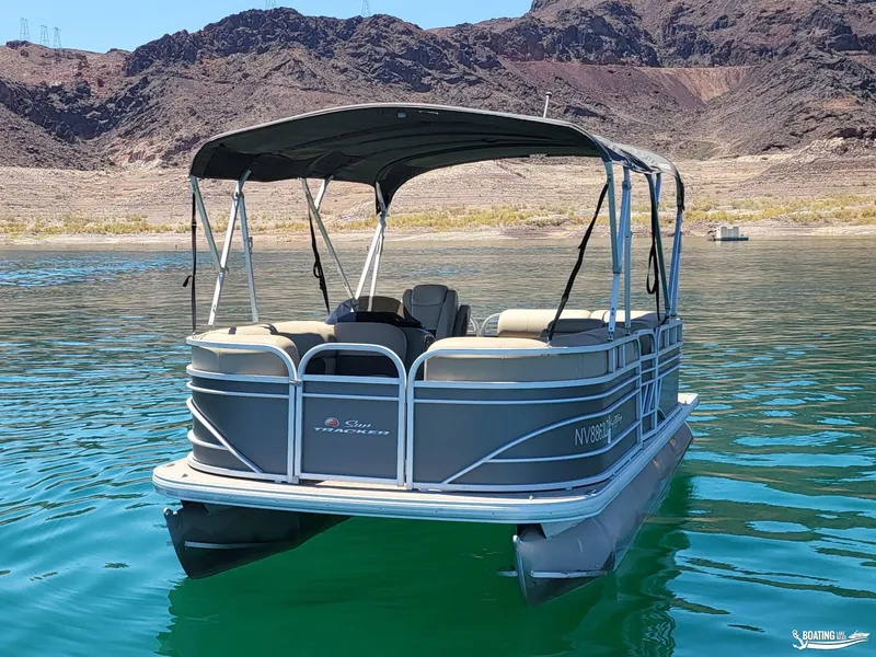 Slide: The Image of Tracker Party Barge 20 DLX 2021 - 7