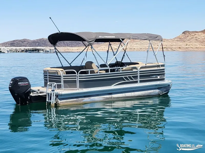 Slide: The Image of Tracker Party Barge 20 DLX 2021 - 6