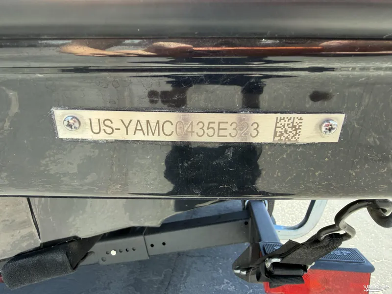 Slide: The Image of Yamaha AR195 2023 - 18