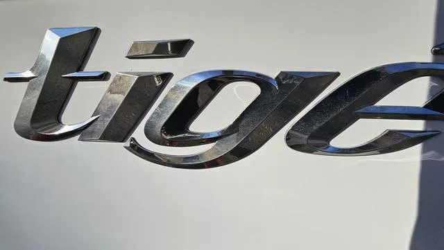 Slide: The Image of Tigé Z1 2013 - 22