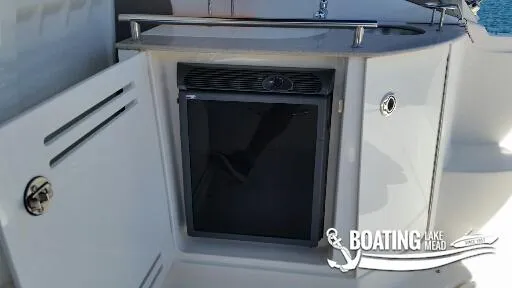 Slide: The Image of Sea Ray 290 Sundancer 2006 - 18