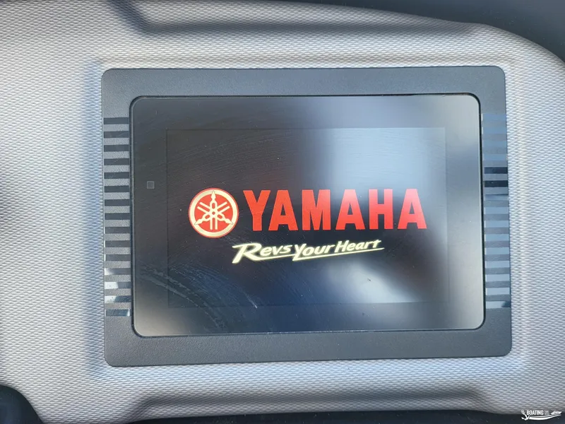 Slide: The Image of Yamaha AR240 2019 - 19