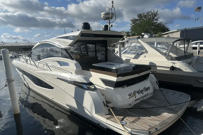 The Image of Galeon 445 HTS 2016 - 0