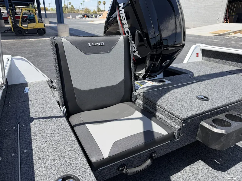 Slide: The Image of Lund 1700 Adventure Sport 2027 - 12