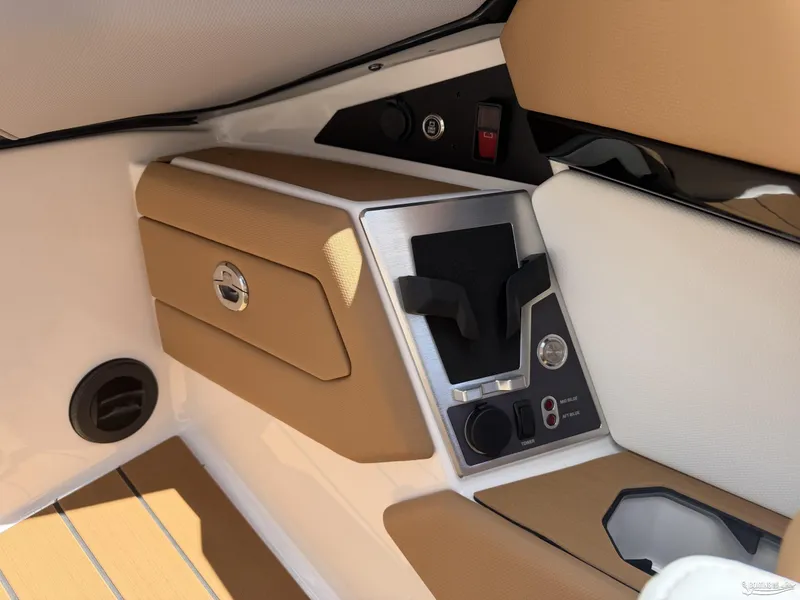 Slide: The Image of MasterCraft X23 2027 - 13