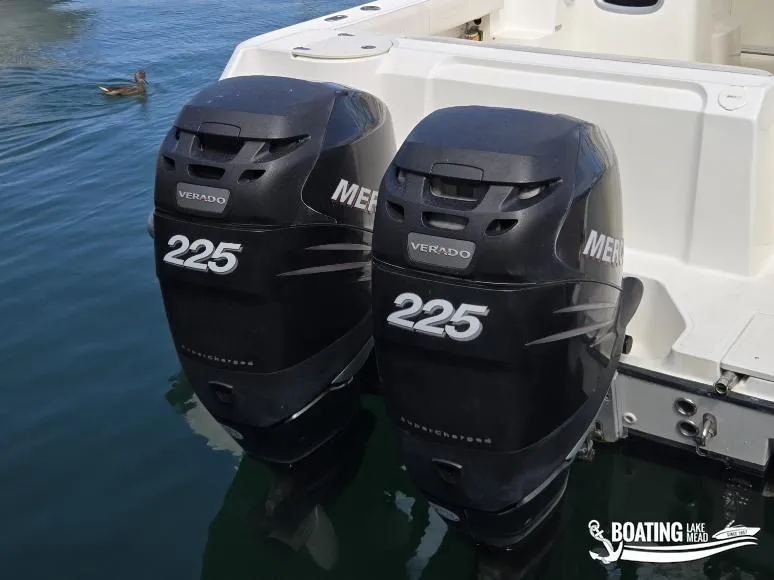 Slide: The Image of Boston Whaler 275 Conquest 2005 - 26