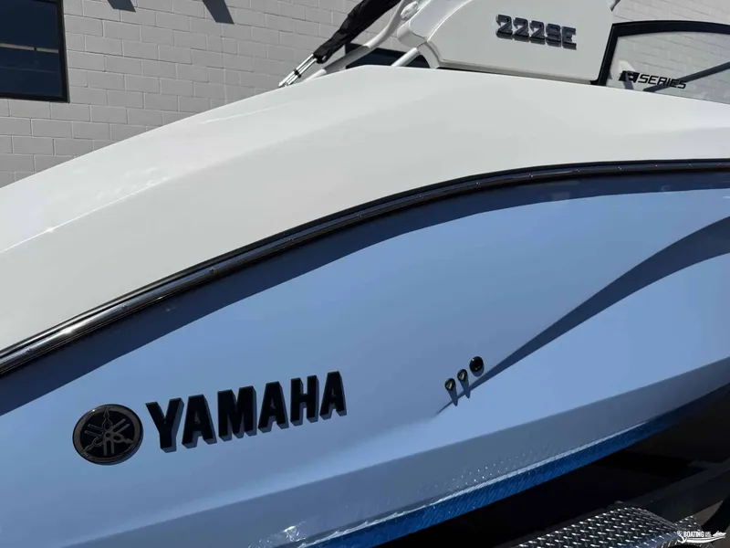Slide: The Image of Yamaha 222SE 2027 - 14