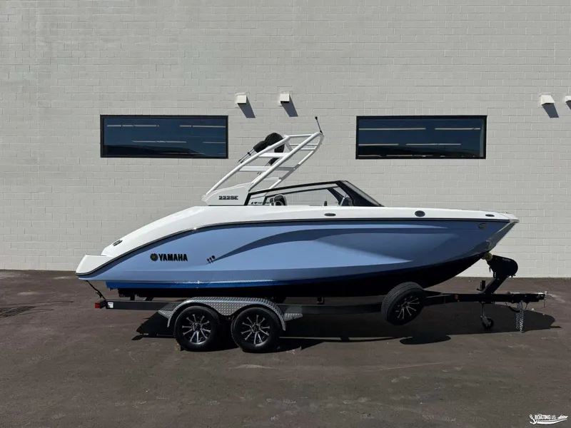 The Image of Yamaha 222SE 2027 - 0