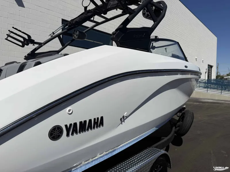 Slide: The Image of Yamaha 222XE 2027 - 5