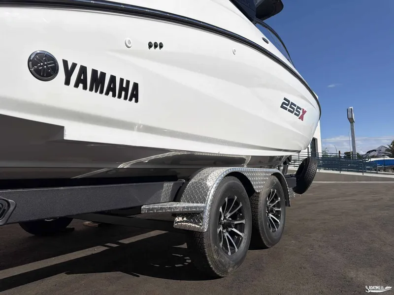 Slide: The Image of Yamaha 255XD 2027 - 18