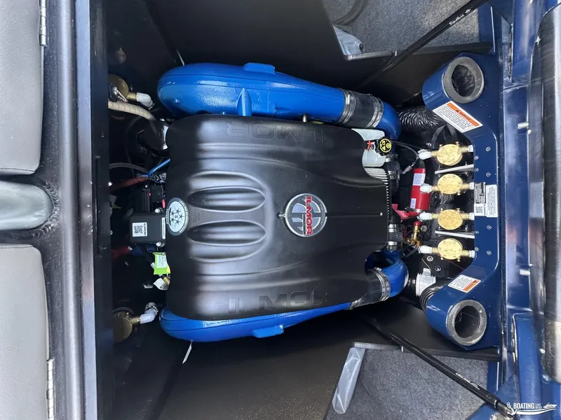 Slide: The Image of MasterCraft X24 2019 - 27