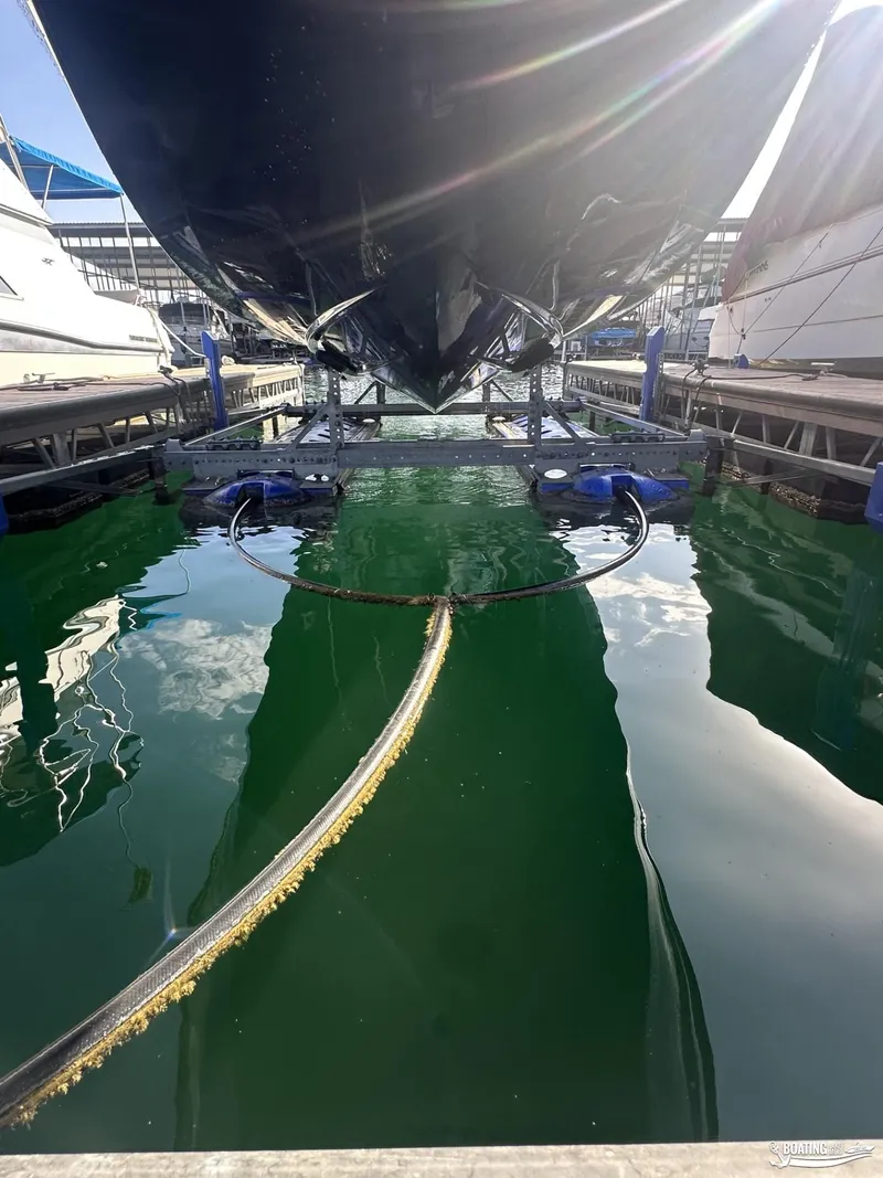 Slide: The Image of MasterCraft X24 2019 - 6