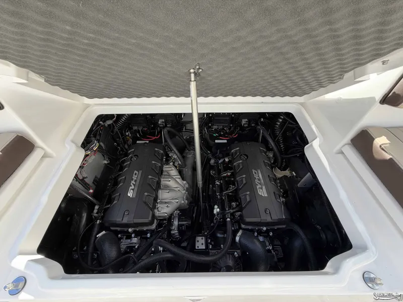 Slide: The Image of Yamaha 255FSH Sport H 2027 - 13
