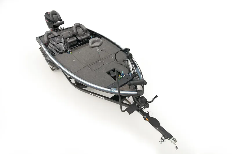 Slide: The Image of 2024 Nitro Z21 XL with Mercury 250 Pro V8 engine. - 14