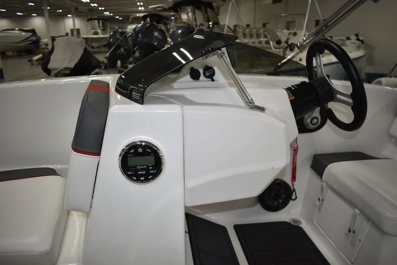 Slide: The Image of Tahoe® T16 2024 - 38