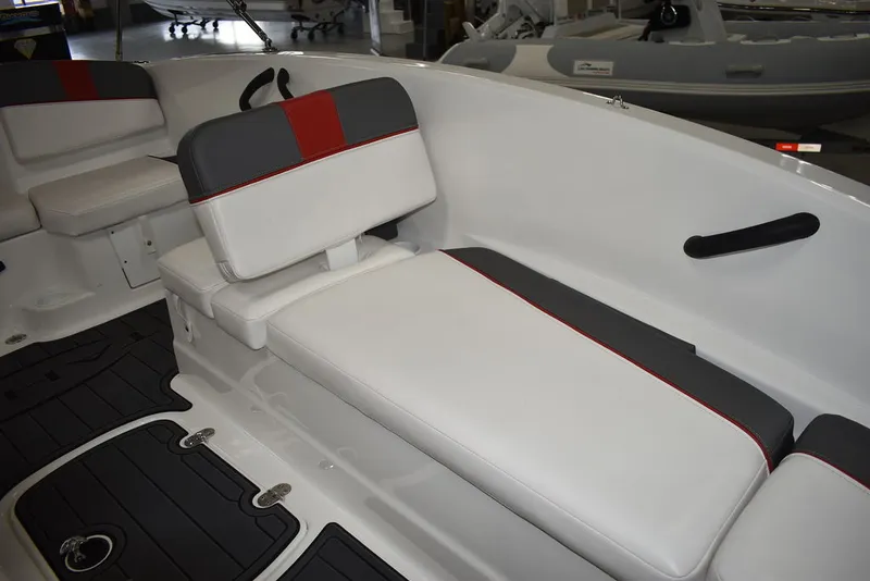 Slide: The Image of Tahoe® T16 2024 - 44