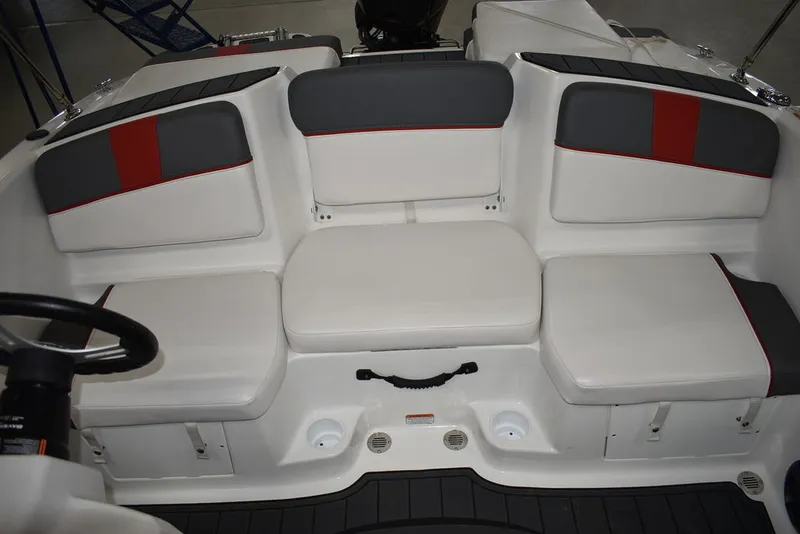 Slide: The Image of Tahoe® T16 2024 - 48