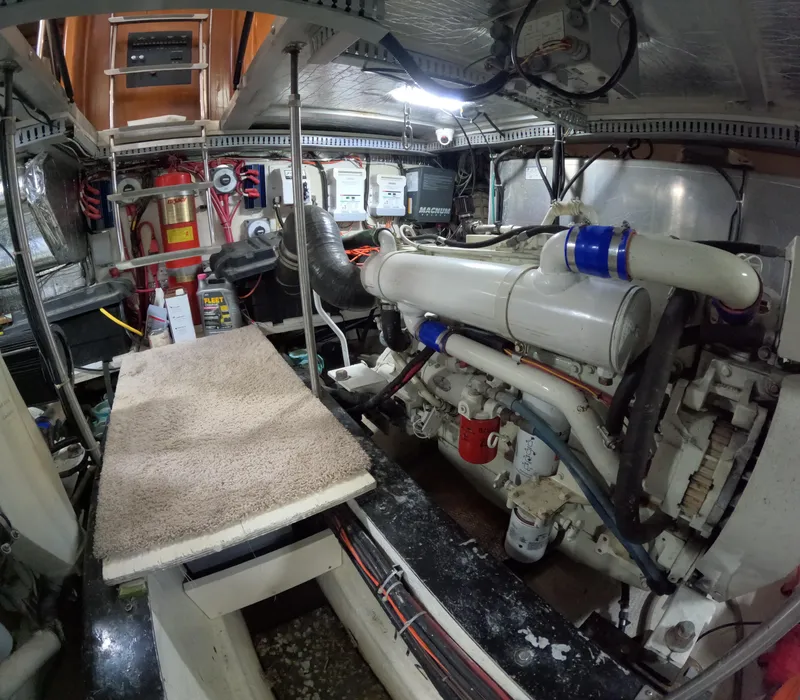 Slide: The Image of Carver Yachts 506 Motor Yacht 2001 - 65