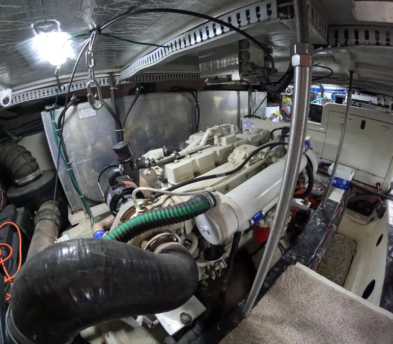 Slide: The Image of Carver Yachts 506 Motor Yacht 2001 - 66