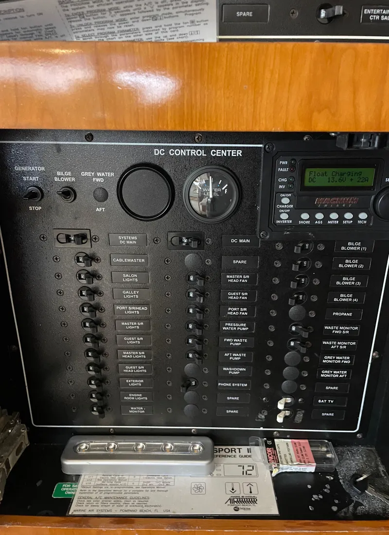 Slide: The Image of Carver Yachts 506 Motor Yacht 2001 - 73