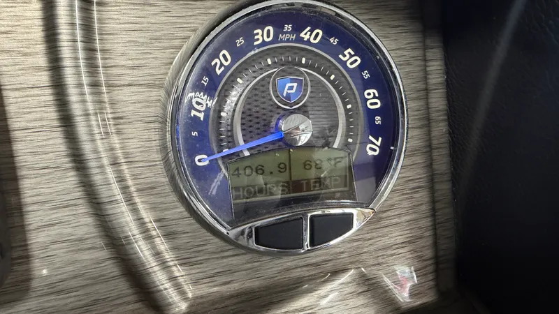 Slide: The Image of Premier 230 SUNSATION 2019 - 51