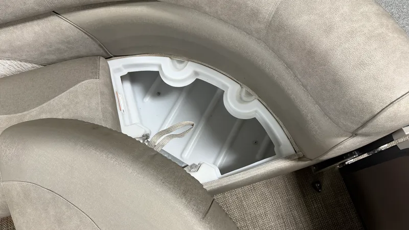 Slide: The Image of Premier 230 SUNSATION 2019 - 20