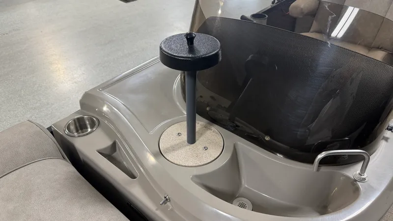 Slide: The Image of Premier 230 SUNSATION 2019 - 39