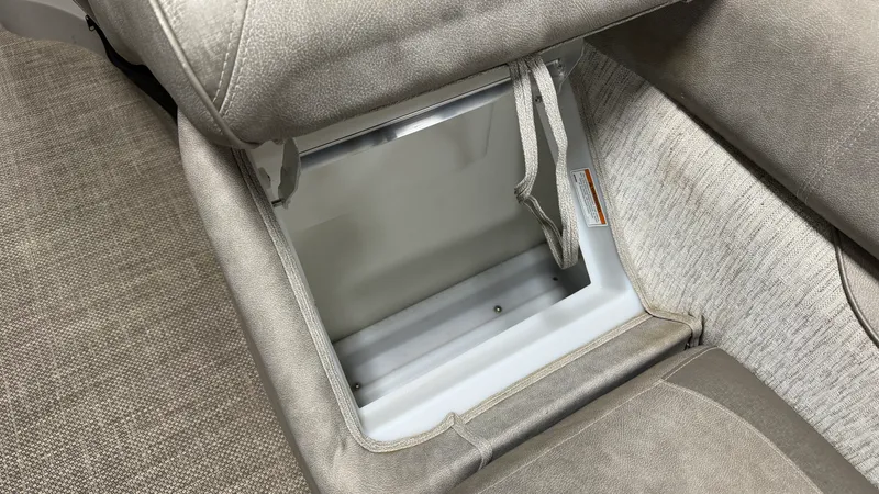 Slide: The Image of Premier 230 SUNSATION 2019 - 55