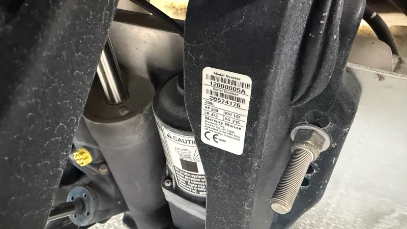 Slide: The Image of Premier 230 SUNSATION 2019 - 80