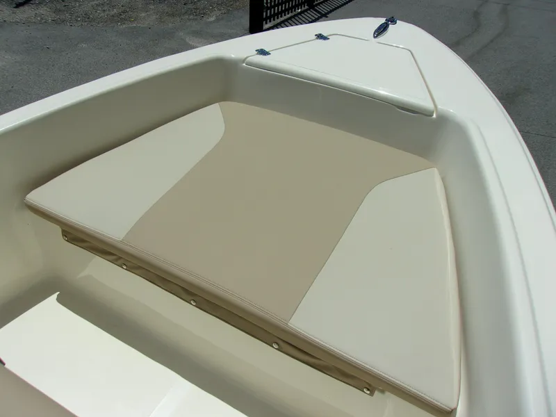 Slide: The Image of Scout 175 Sportfish 2024 - 4