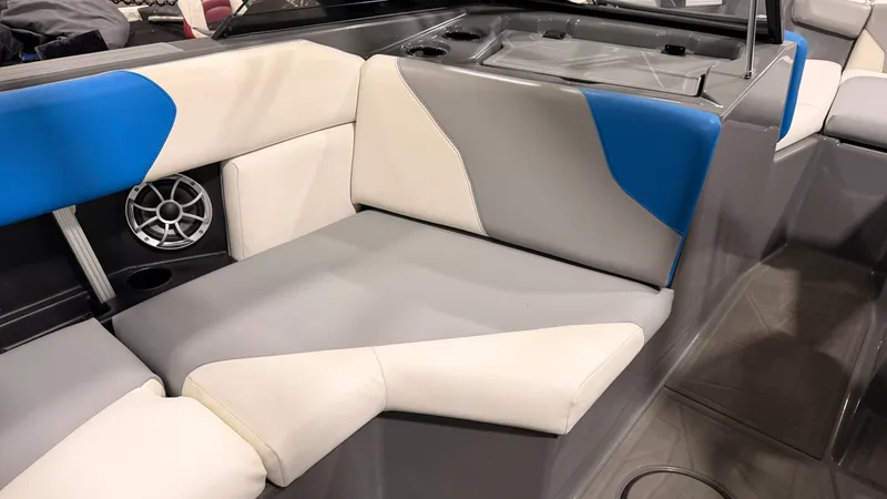 Slide: The Image of ATX 22 TYPE S 2020 - 19